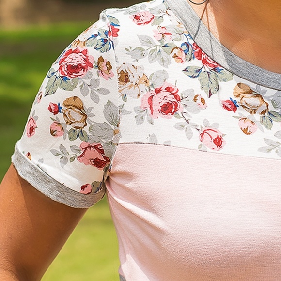 Pink/Gray  Floral Colorblock Top - Picture 2 of 2